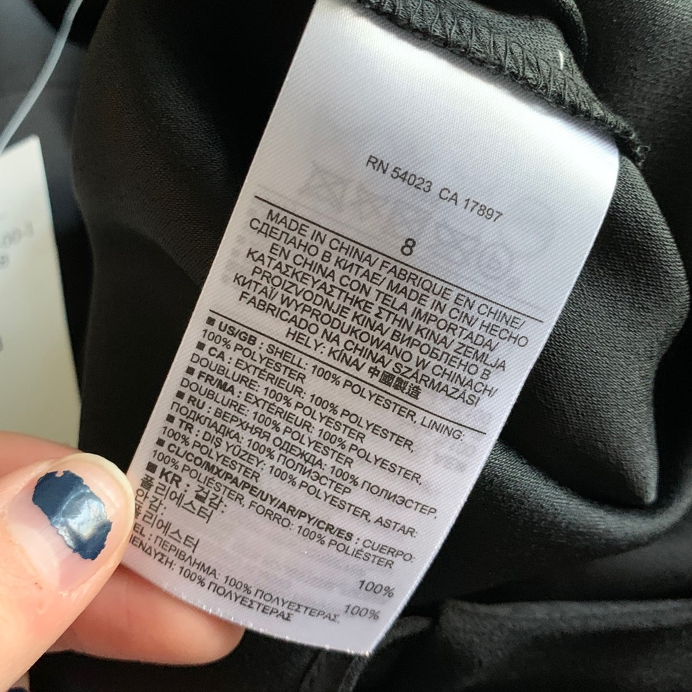 NWT Banana Republic Ruffle Hem Black Dress - Picture 11 of 12